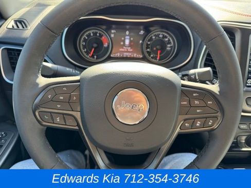 Used 2022 Jeep Cherokee Trailhawk w/ Technology Group B image 24