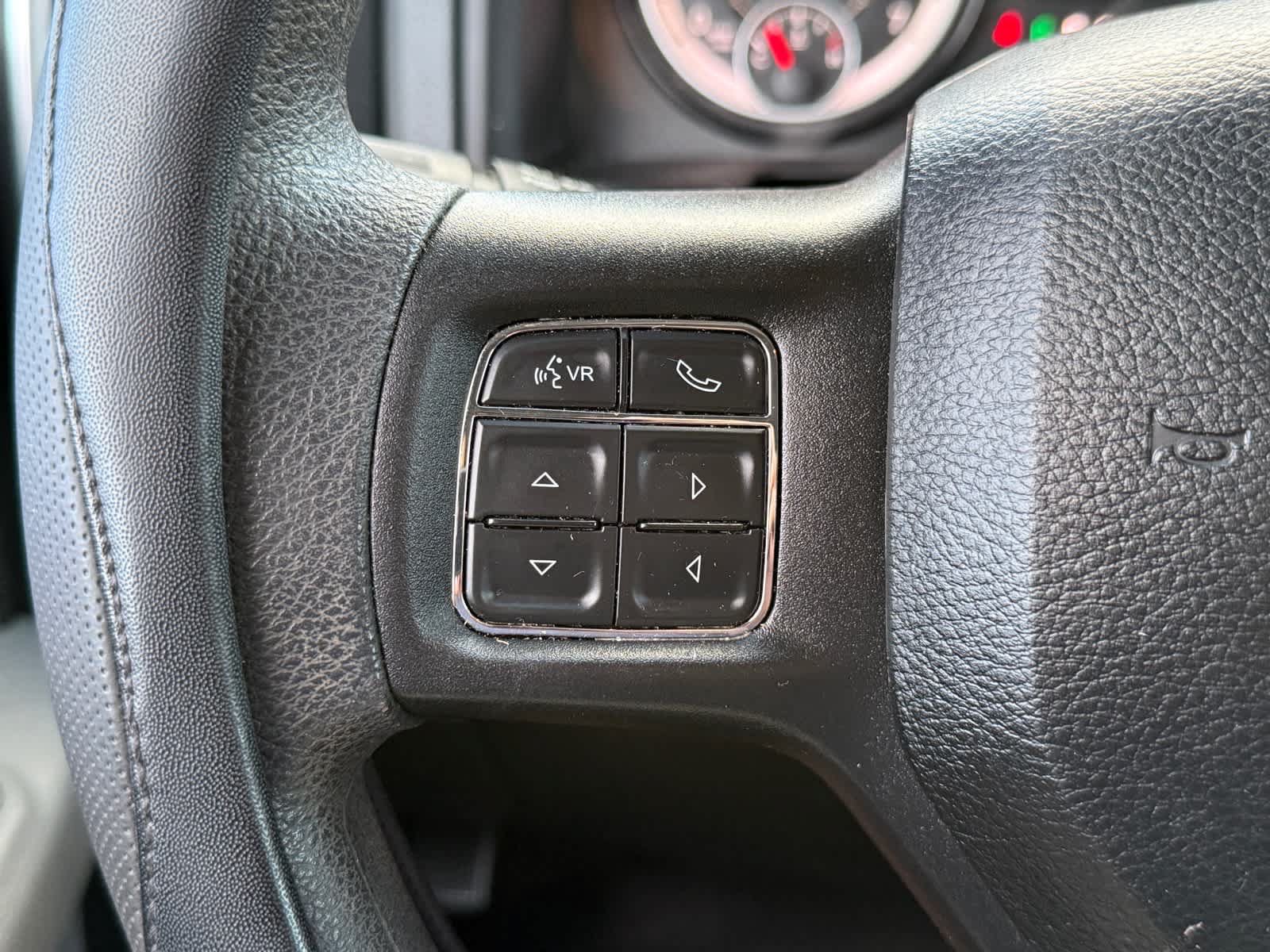 Used 2019 RAM 1500 Classic SLT w/ Protection Group AWD/4WD image 15