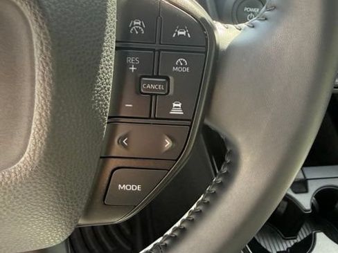 Certified 2023 Toyota Prius LE FWD image 19
