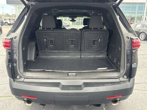 Certified 2023 Chevrolet Traverse LT FWD image 24