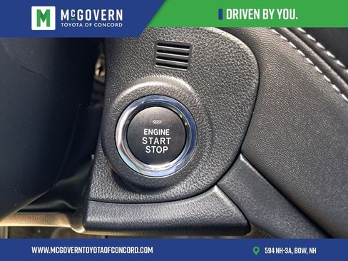 Used 2025 Subaru Outback Premium AWD/4WD image 33