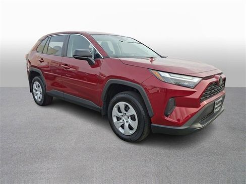 Used 2024 Toyota RAV4 LE image 3