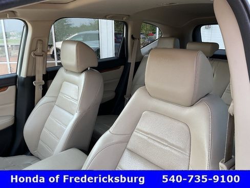 Used 2018 Honda CR-V Touring image 27