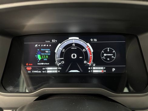 Certified 2026 Toyota Tundra Platinum AWD/4WD image 18