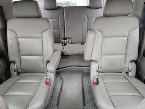 Certified 2019 Chevrolet Suburban Premier image 32