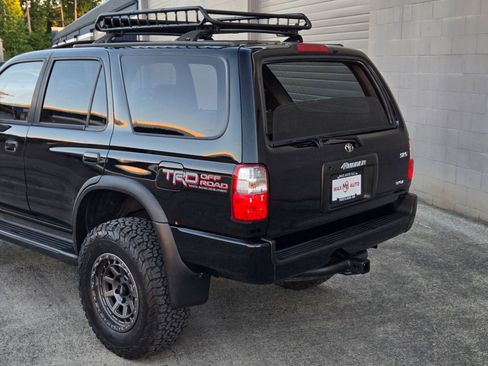 Used 1997 Toyota 4Runner SR5 AWD/4WD image 28