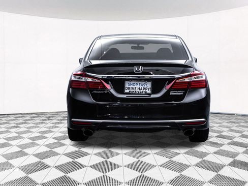 Used 2017 Honda Accord Sport Special Edition image 9