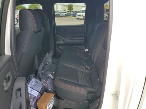 New 2026 Nissan Frontier PRO-4X w/ Pro-4x Convenience Package image 6