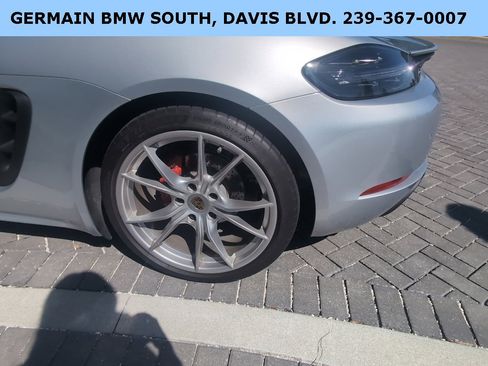 Used 2017 Porsche 718 Boxster S image 10