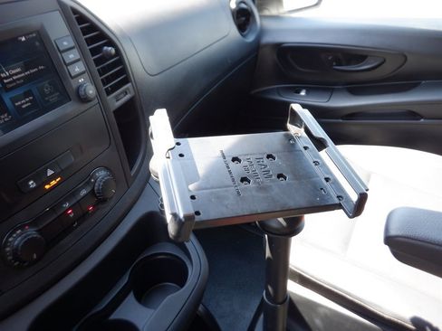 Used 2023 Mercedes-Benz Metris image 19