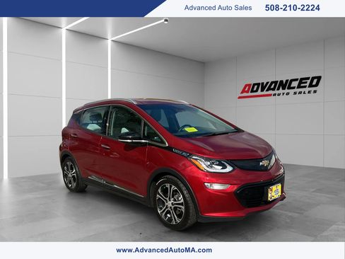 Used 2017 Chevrolet Bolt Premier w/ Driver Confidence II Package image 1