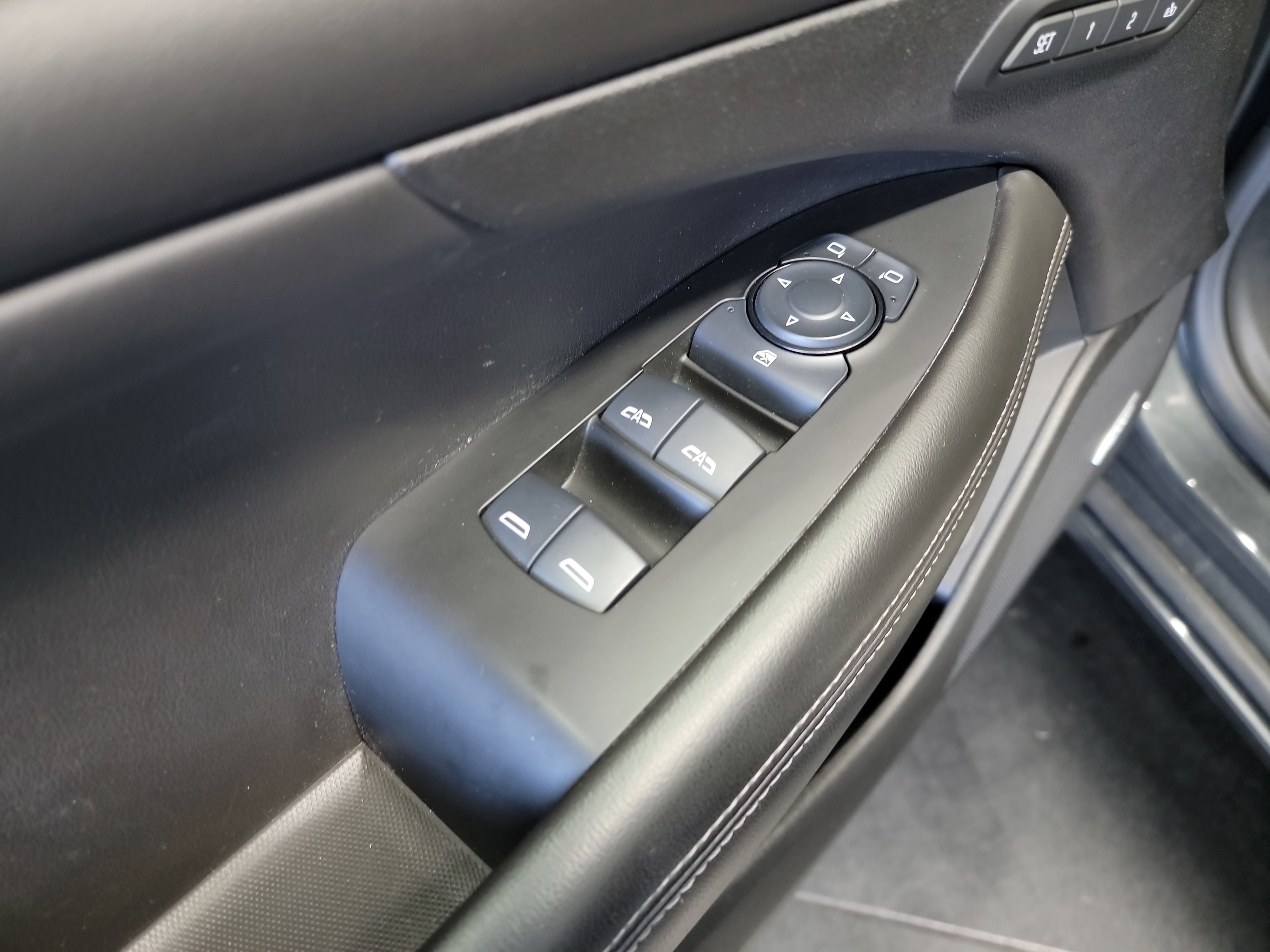 Used 2017 Buick LaCrosse Essence w/ Sights and Sounds Package FWD image 14