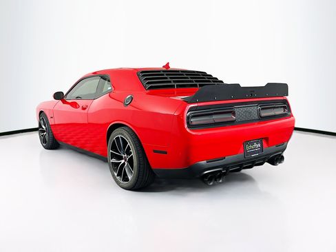 Used 2016 Dodge Challenger R/T Scat Pack RWD image 5