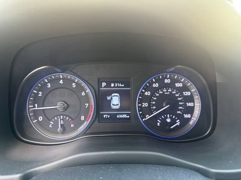 Used 2020 Hyundai Kona SE FWD image 9