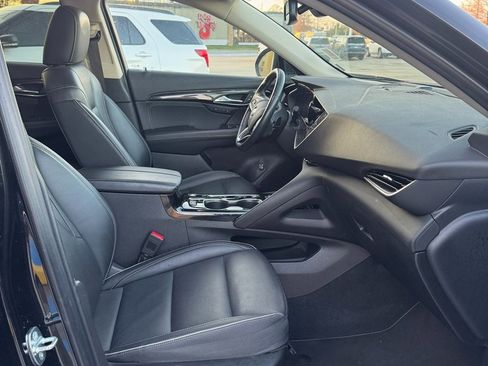 Used 2023 Buick Envision Essence image 9