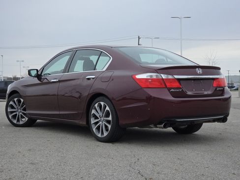 Used 2014 Honda Accord Sport image 14