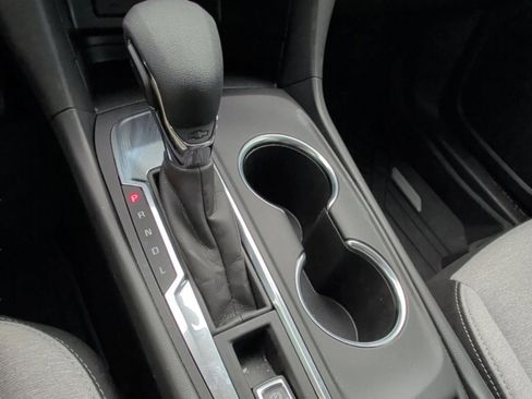 Used 2024 Chevrolet Equinox LS image 31