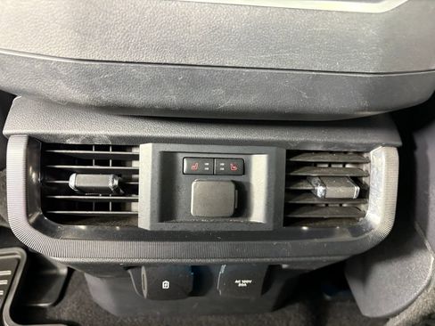 Certified 2025 Ford F150 Platinum w/ Equipment Group 702A High image 30