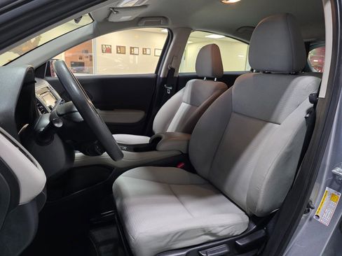 Used 2021 Honda HR-V LX image 15