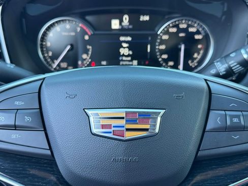 Certified 2025 Cadillac XT5 Premium Luxury image 28