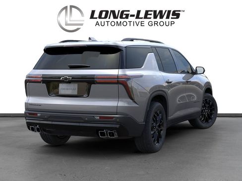 New 2026 Chevrolet Traverse LT w/ Midnight/Sport Edition FWD image 4