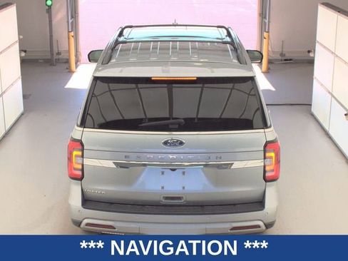 Used 2024 Ford Expedition Limited image 7