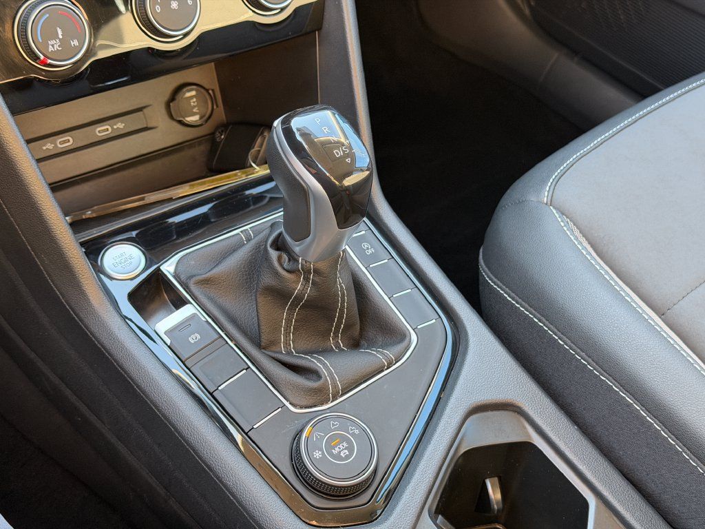 Certified 2023 Volkswagen Taos SE AWD/4WD image 19