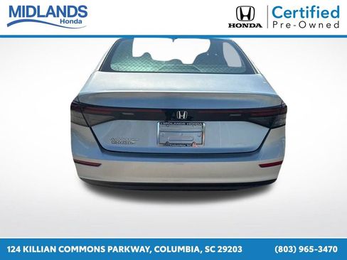 Certified 2025 Honda Accord SE image 6
