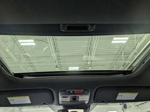 Certified 2025 Kia Telluride EX X-Line AWD/4WD image 16