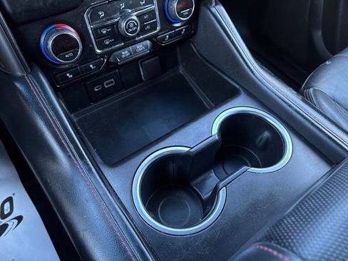 Used 2021 Chevrolet Suburban RST image 23