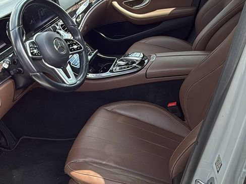 Used 2019 Mercedes-Benz E 300 image 5