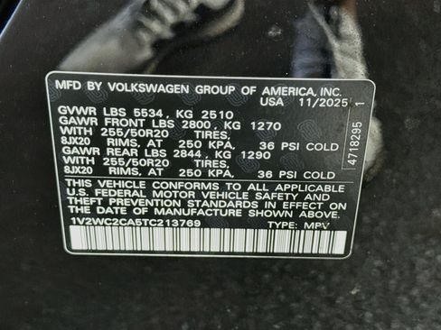 Used 2026 Volkswagen Atlas Cross Sport SE FWD image 40