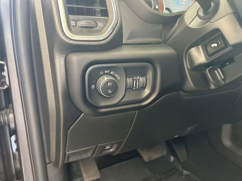 Used 2024 RAM 2500 Laramie w/ Towing Technology Group AWD/4WD image 47