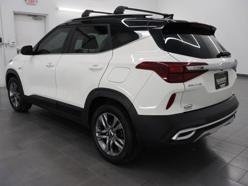 Used 2022 Kia Seltos S AWD/4WD image 6