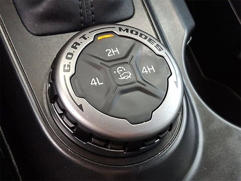 Used 2023 Ford Bronco Outer Banks image 24