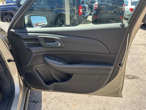 Used 2015 Chevrolet Malibu LT w/ Power Convenience Package image 17