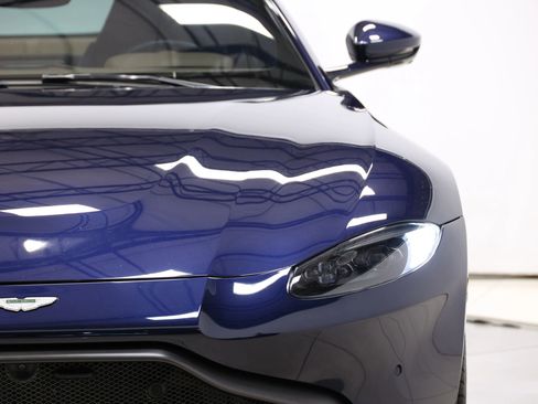 Used 2019 Aston Martin V8 Vantage Coupe RWD image 77