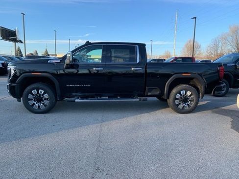 New 2026 GMC Sierra 2500 Denali w/ Denali Reserve Package image 7