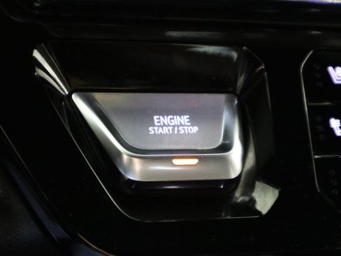 Used 2022 GMC Sierra 1500 Denali w/ Technology Package AWD/4WD image 30