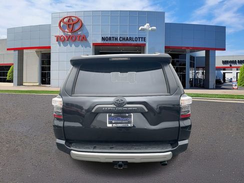 Used 2023 Toyota 4Runner TRD Off-Road Premium image 9