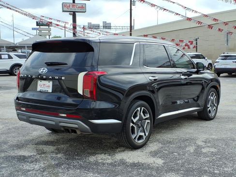 Used 2024 Hyundai Palisade Limited FWD image 4