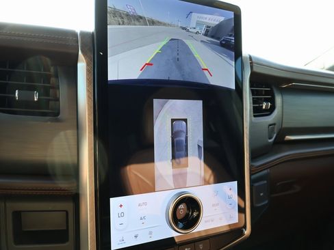 Used 2024 Ford Expedition King Ranch image 36