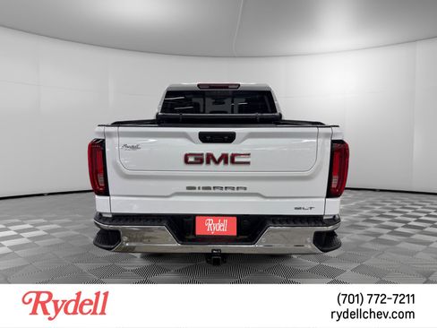 Used 2023 GMC Sierra 1500 SLT w/ SLT Premium Plus Package AWD/4WD image 4