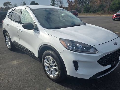 Used 2022 Ford Escape SE w/ Convenience Package AWD/4WD image 2