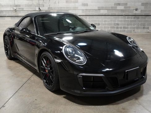 Used 2019 Porsche 911 Carrera 4 GTS image 2