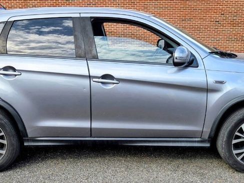 Used 2016 Mitsubishi Outlander Sport ES FWD image 5