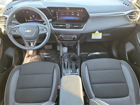 Used 2024 Chevrolet TrailBlazer LT image 14