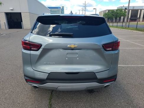 Used 2024 Chevrolet Blazer LT w/ Convenience Package FWD image 6