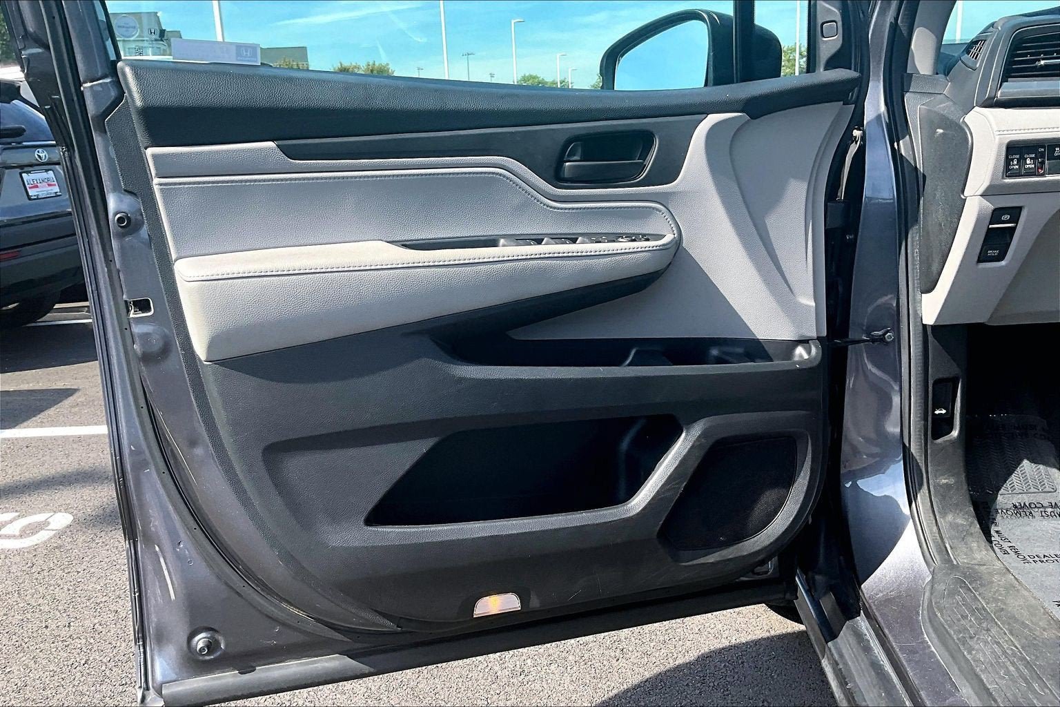 Used 2019 Honda Odyssey EX image 20