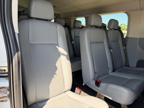 Used 2016 Ford Transit 350 XL image 34